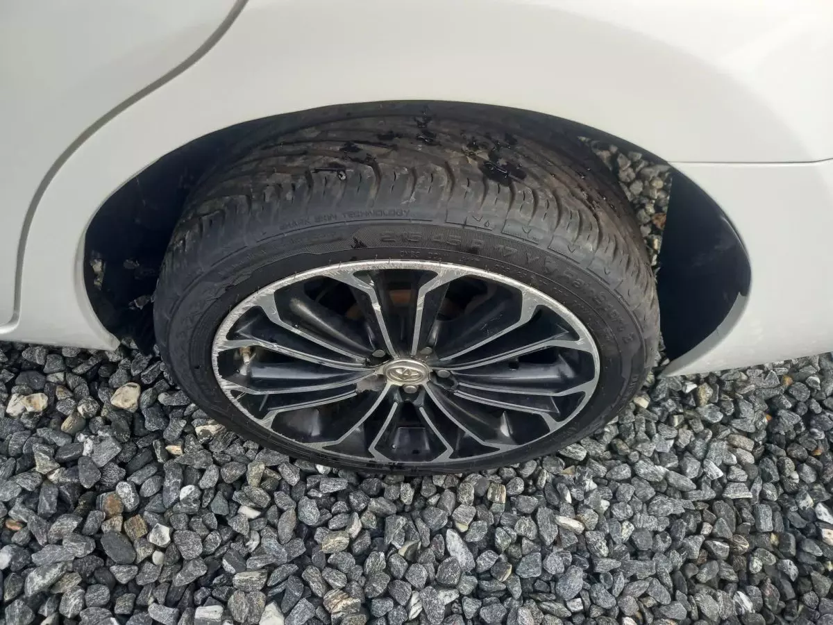 tyre1