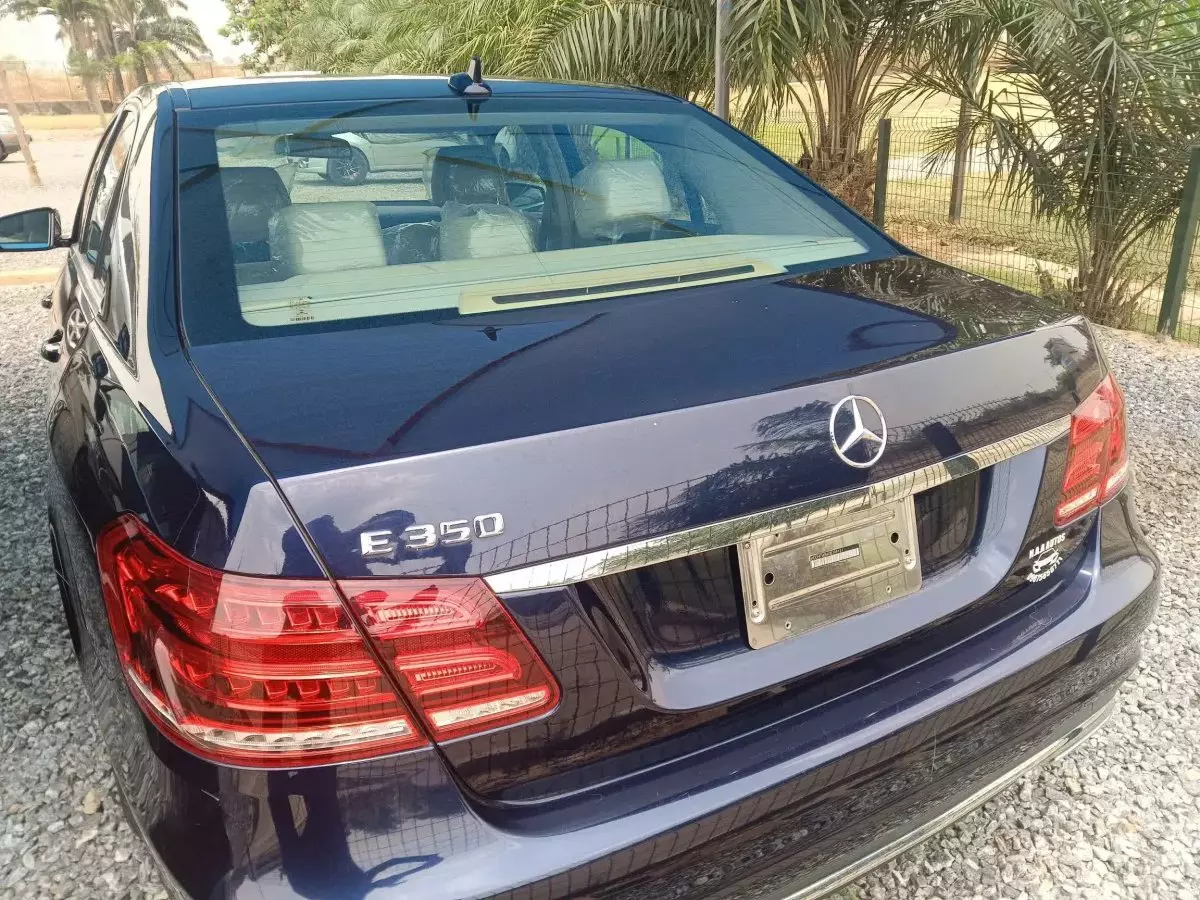 car Back