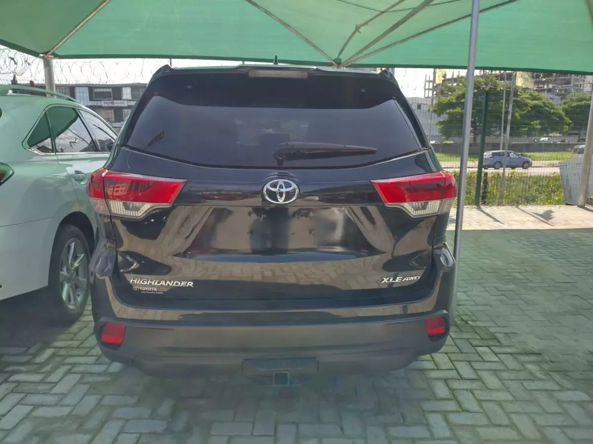 car Back