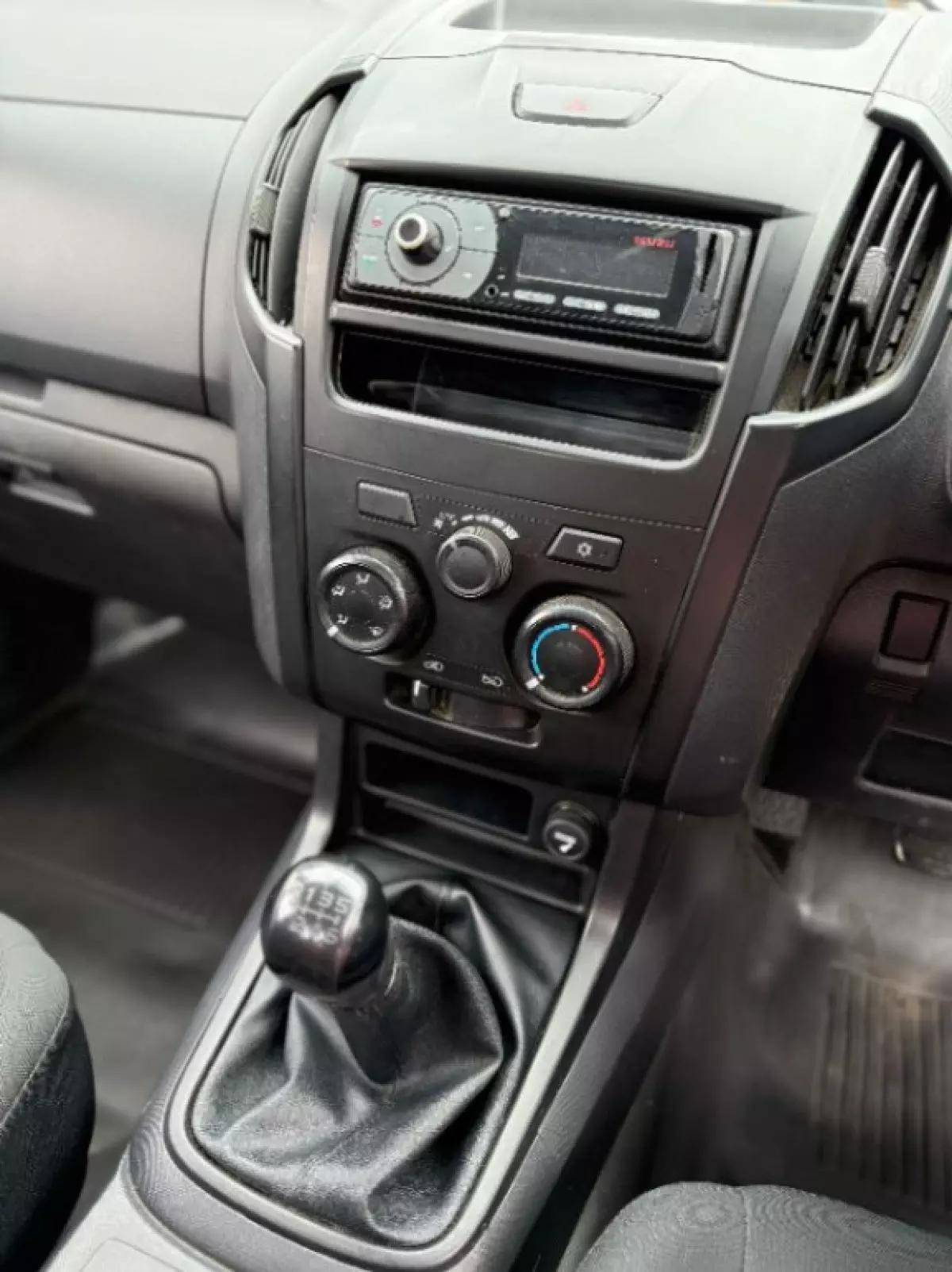 interiorFront