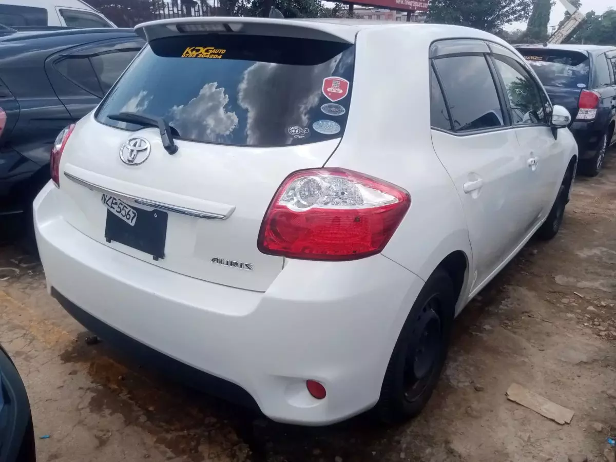 car Right Back