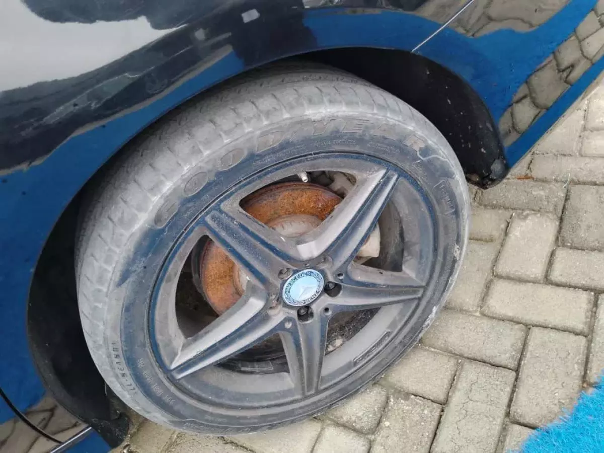 tyre2