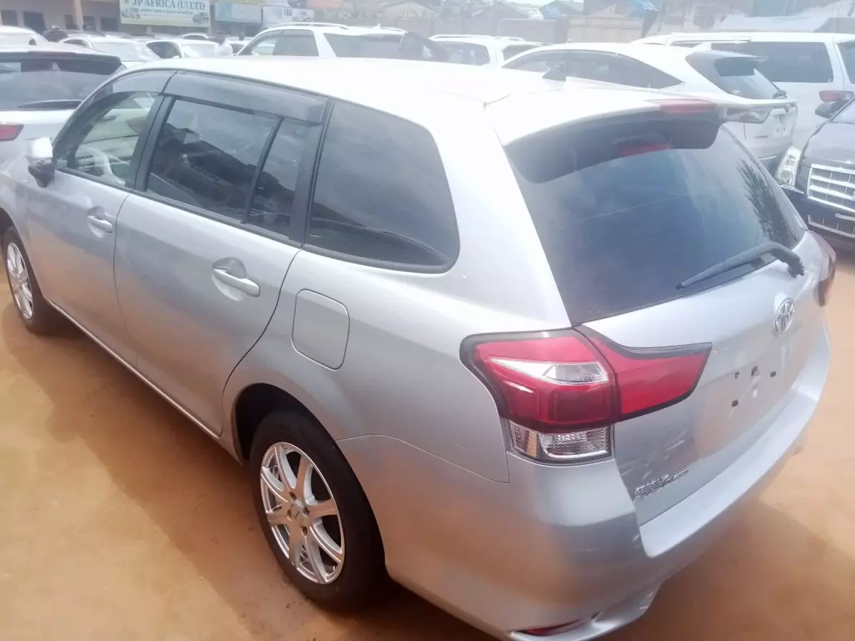 Toyota Fielder  - 2014