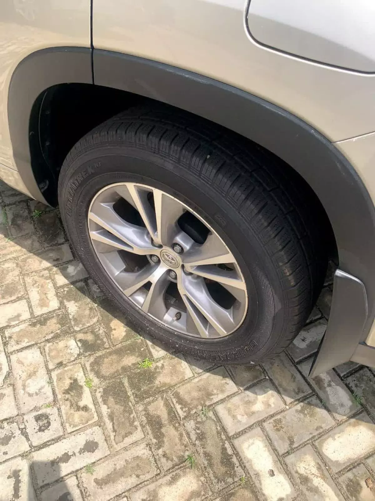 tyre2