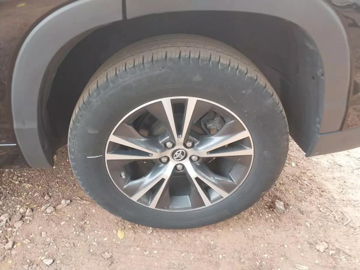 tyre2