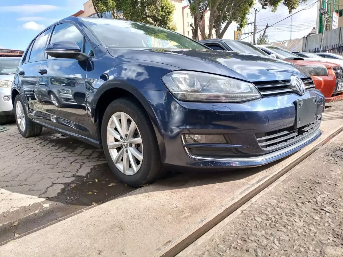 Volkswagen Golf - 2015