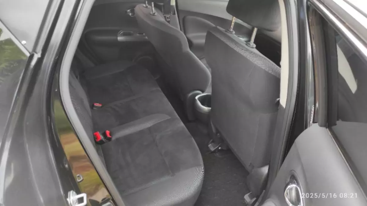 interiorBack