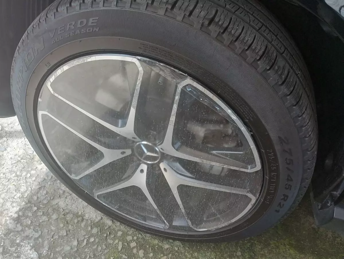 tyre1