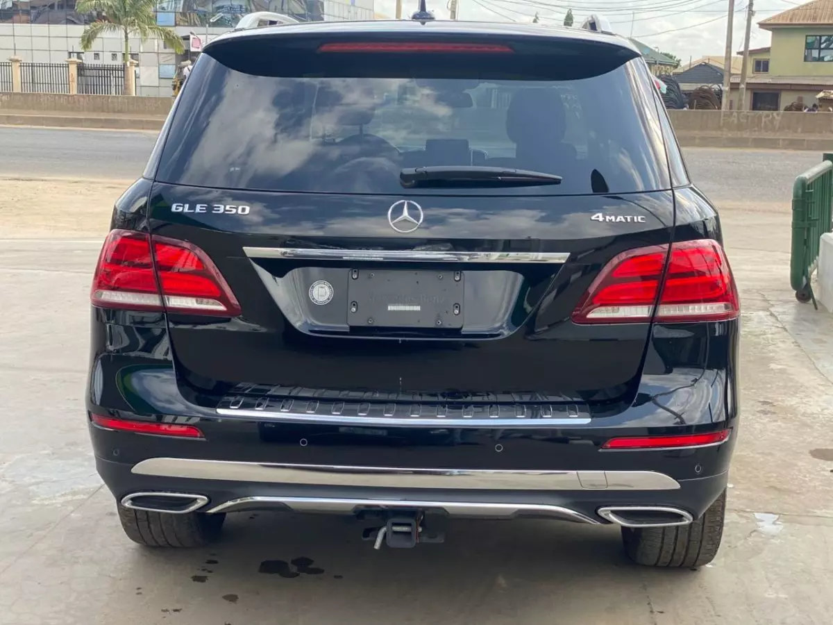 car Back