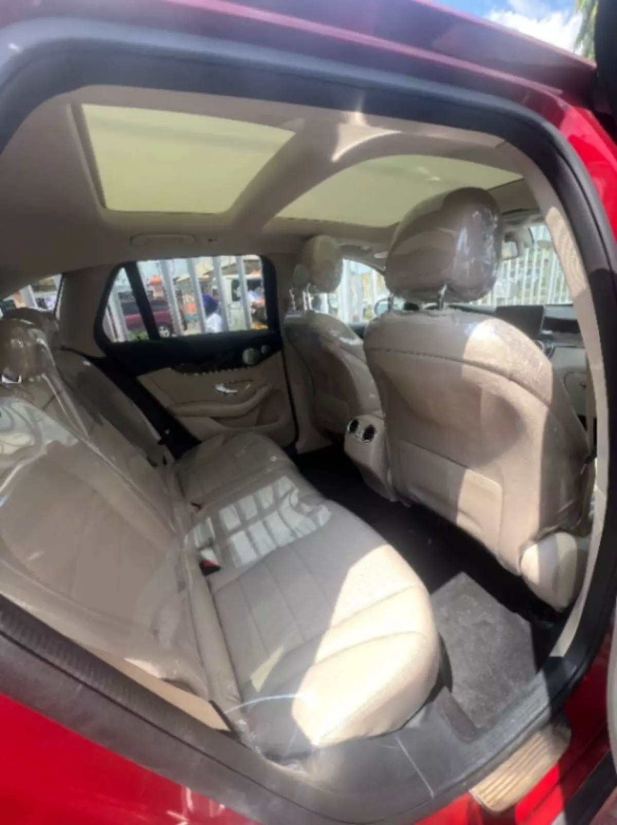 interiorBack