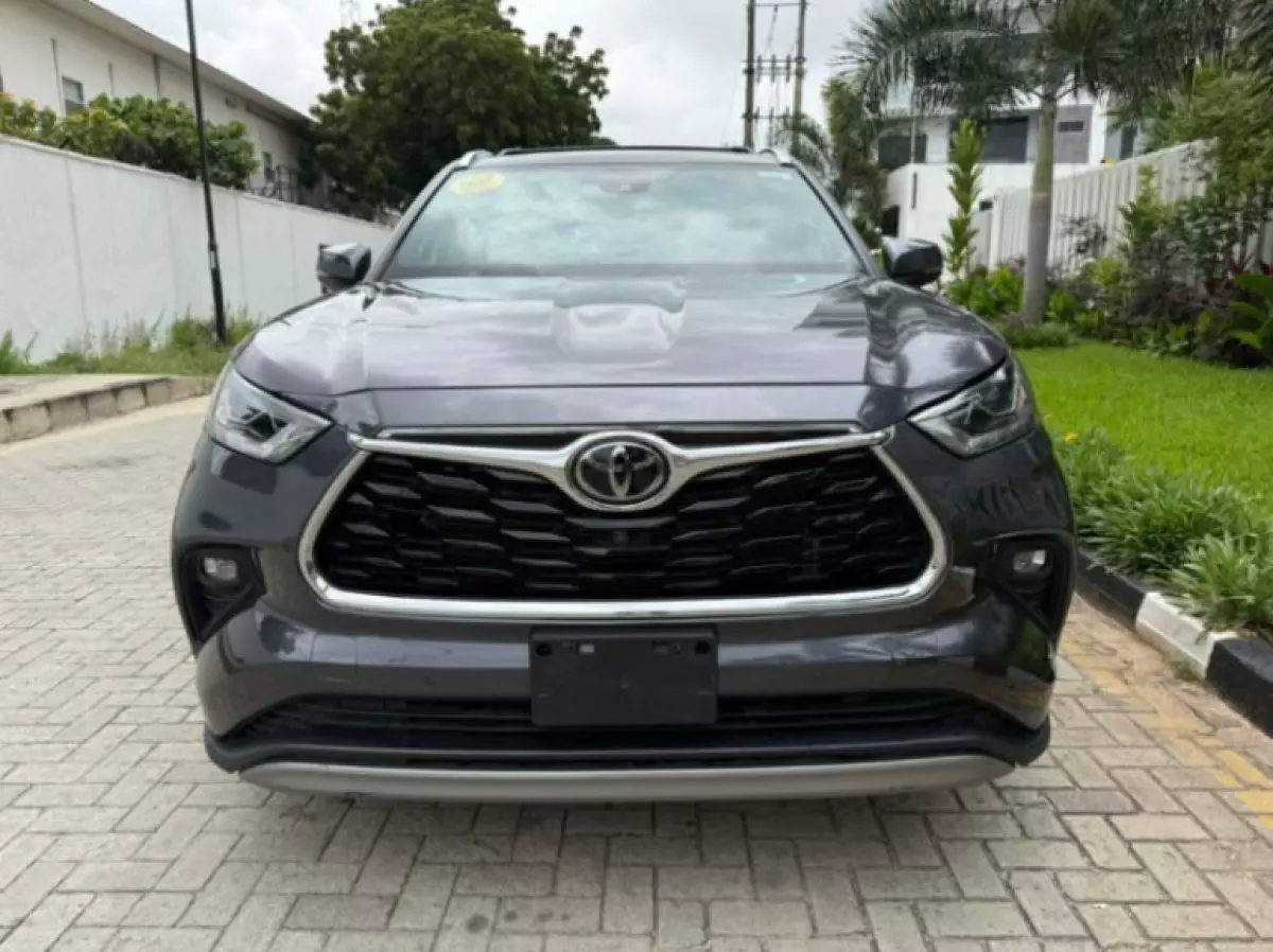 Toyota Highlander - 2023