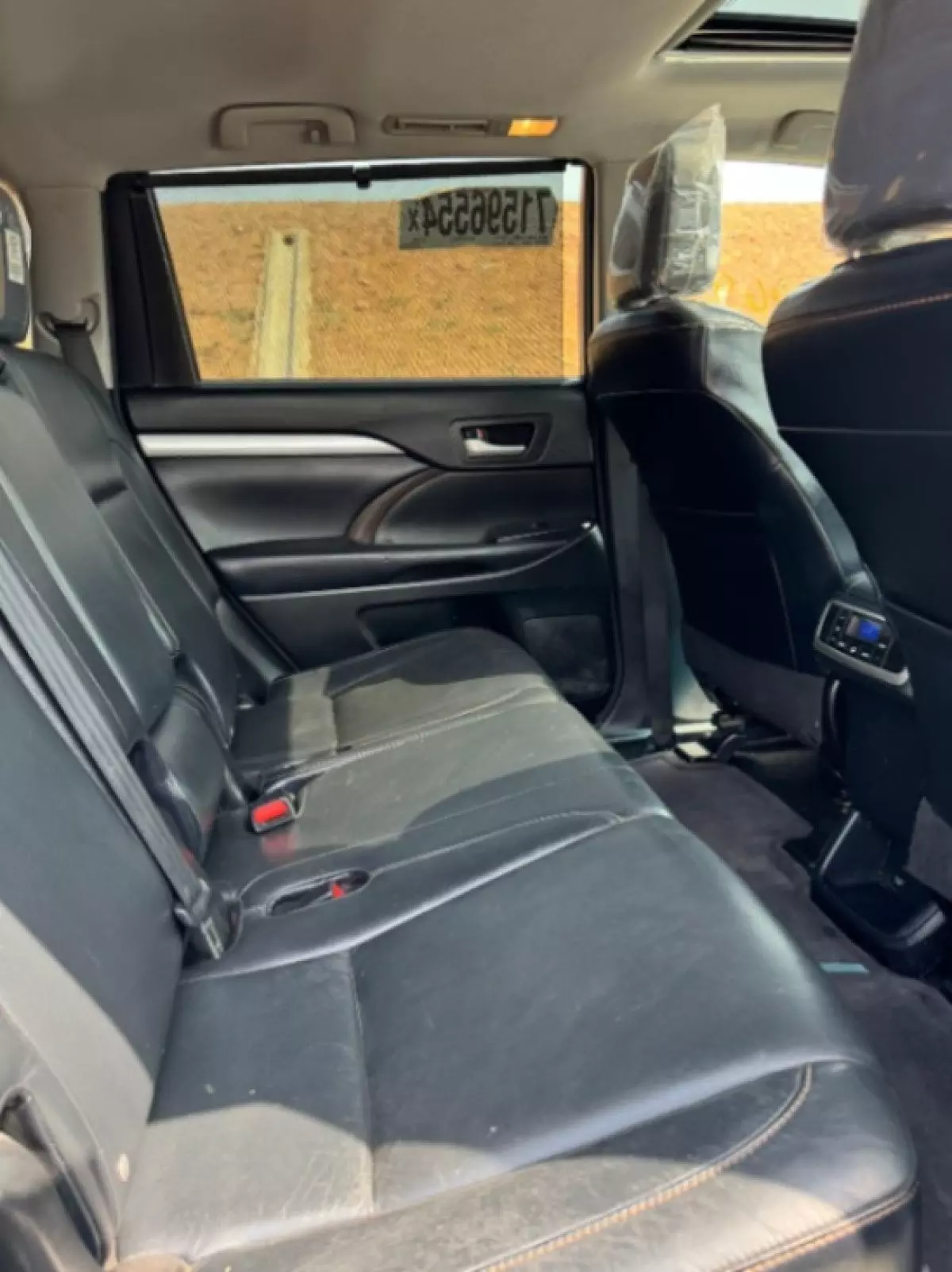 interiorBack