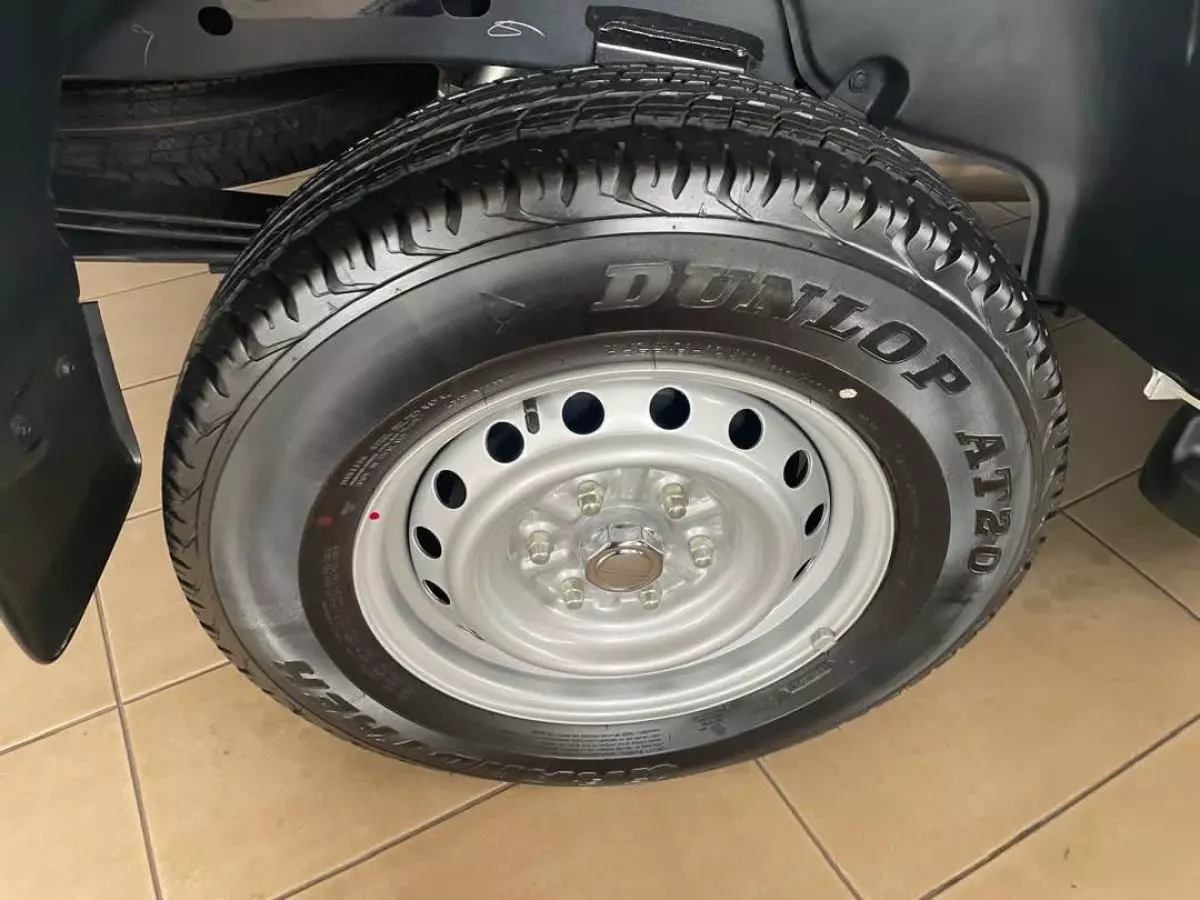 tyre0