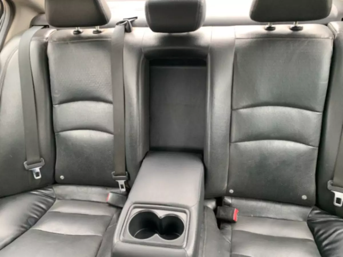 interiorBack