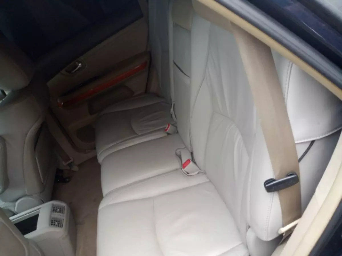 interiorBack
