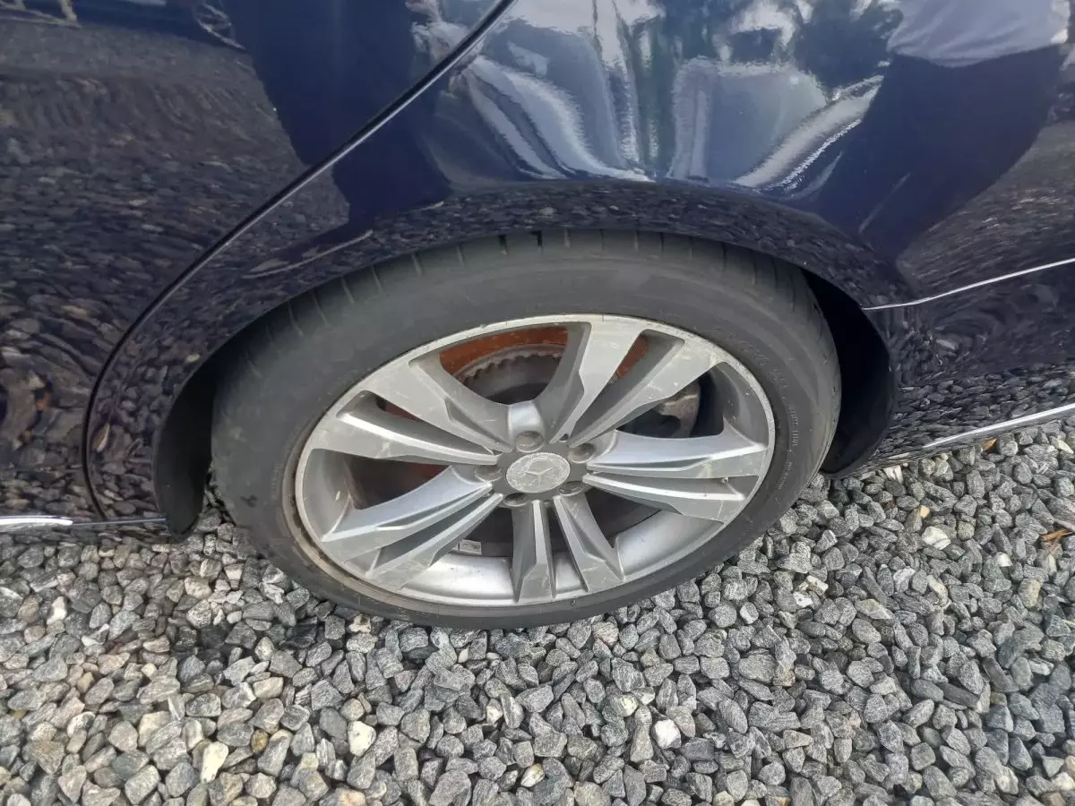 tyre2