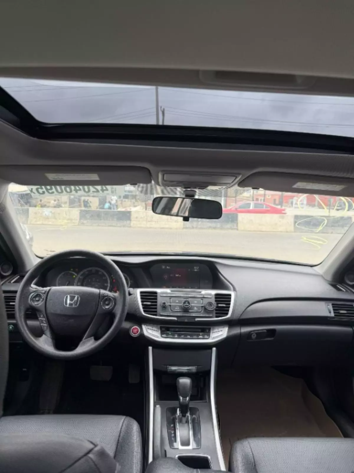 interiorFront