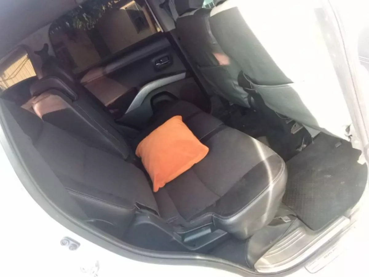 interiorBack