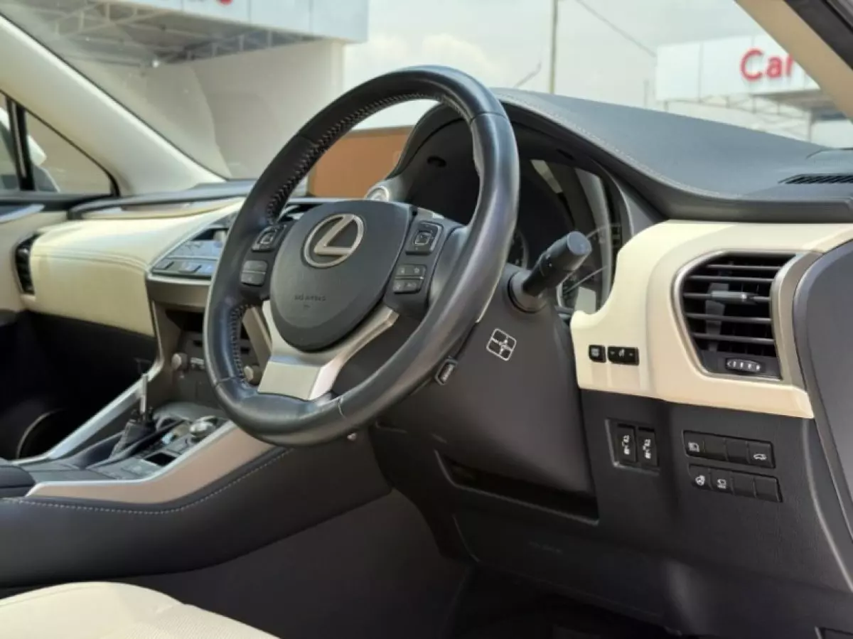 interiorFront