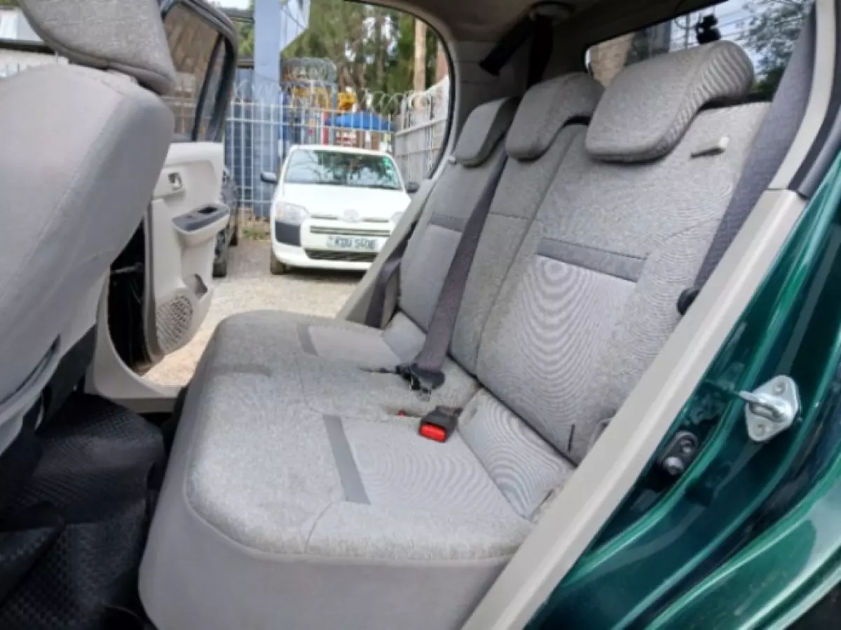 interiorBack