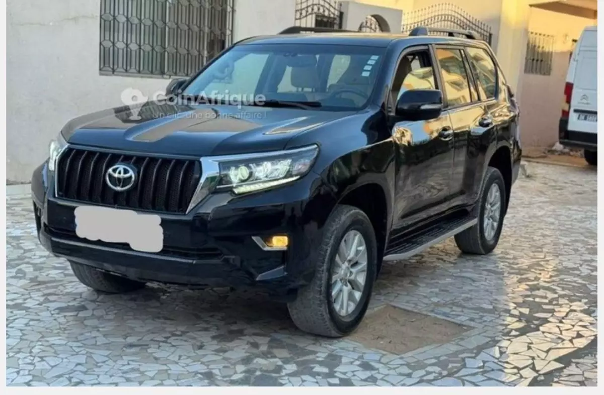 Toyota Land Cruiser Prado TX L   - 2017