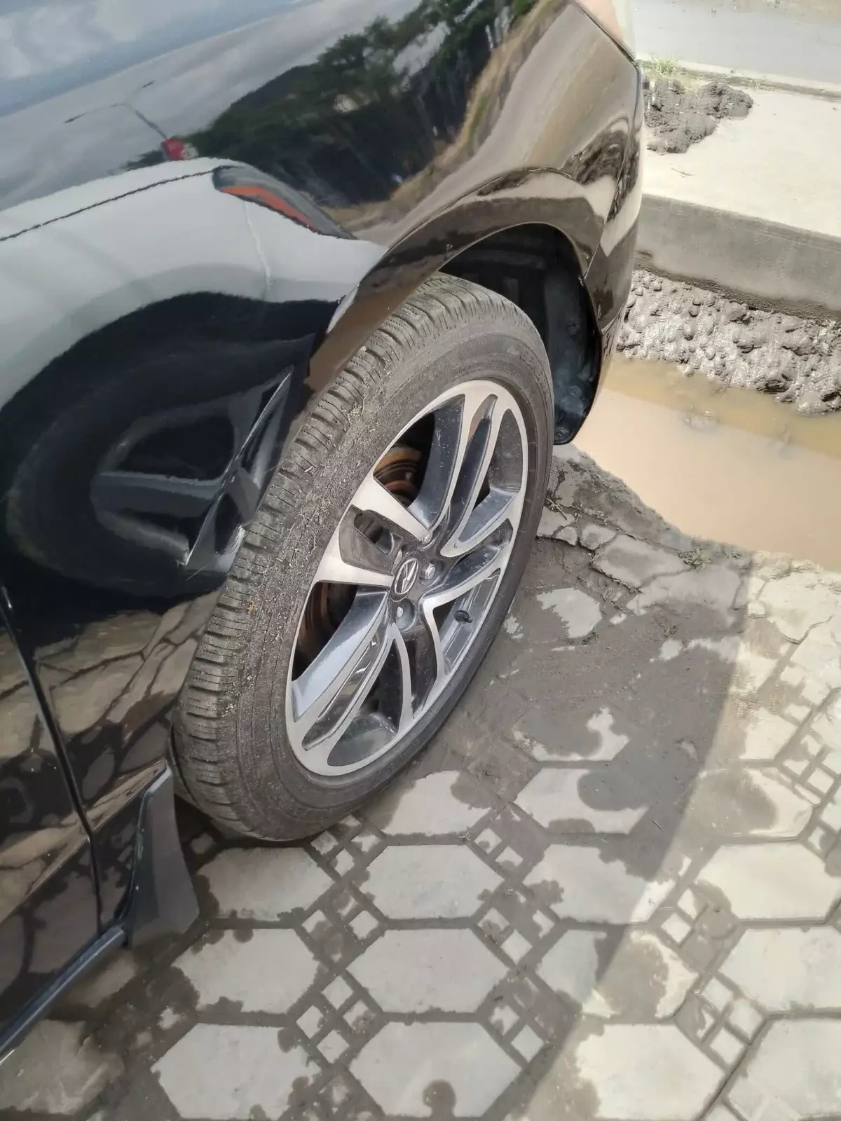 tyre1