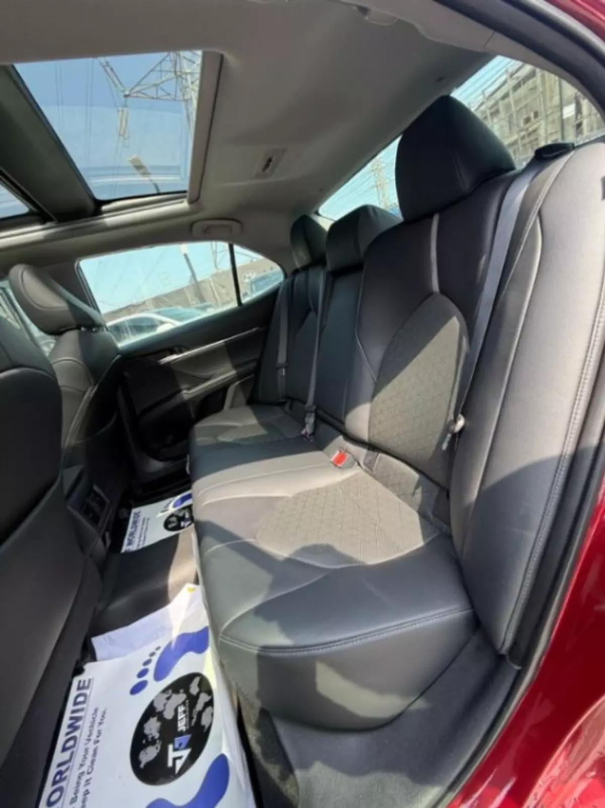 interiorBack