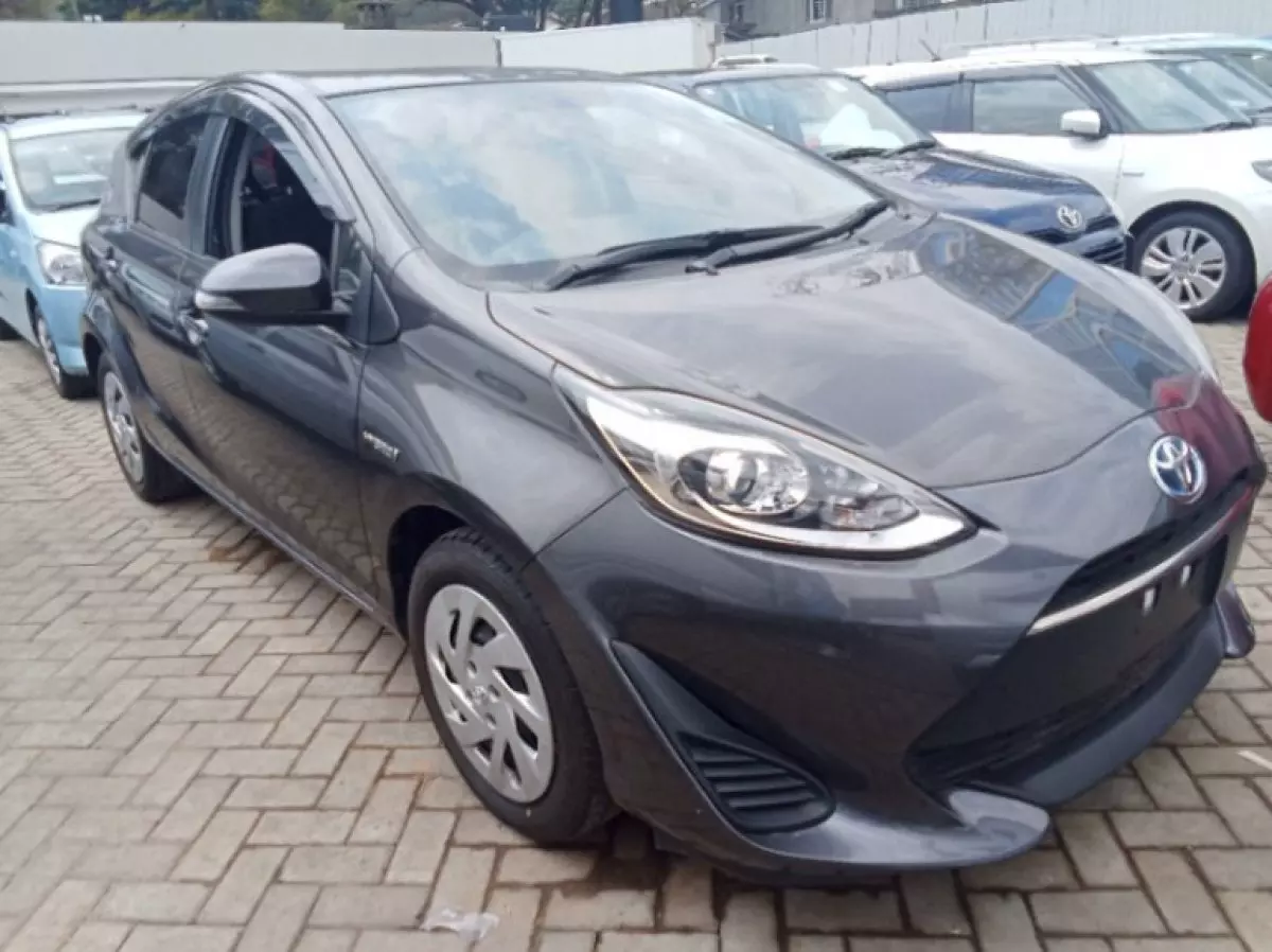 Toyota Aqua - 2018