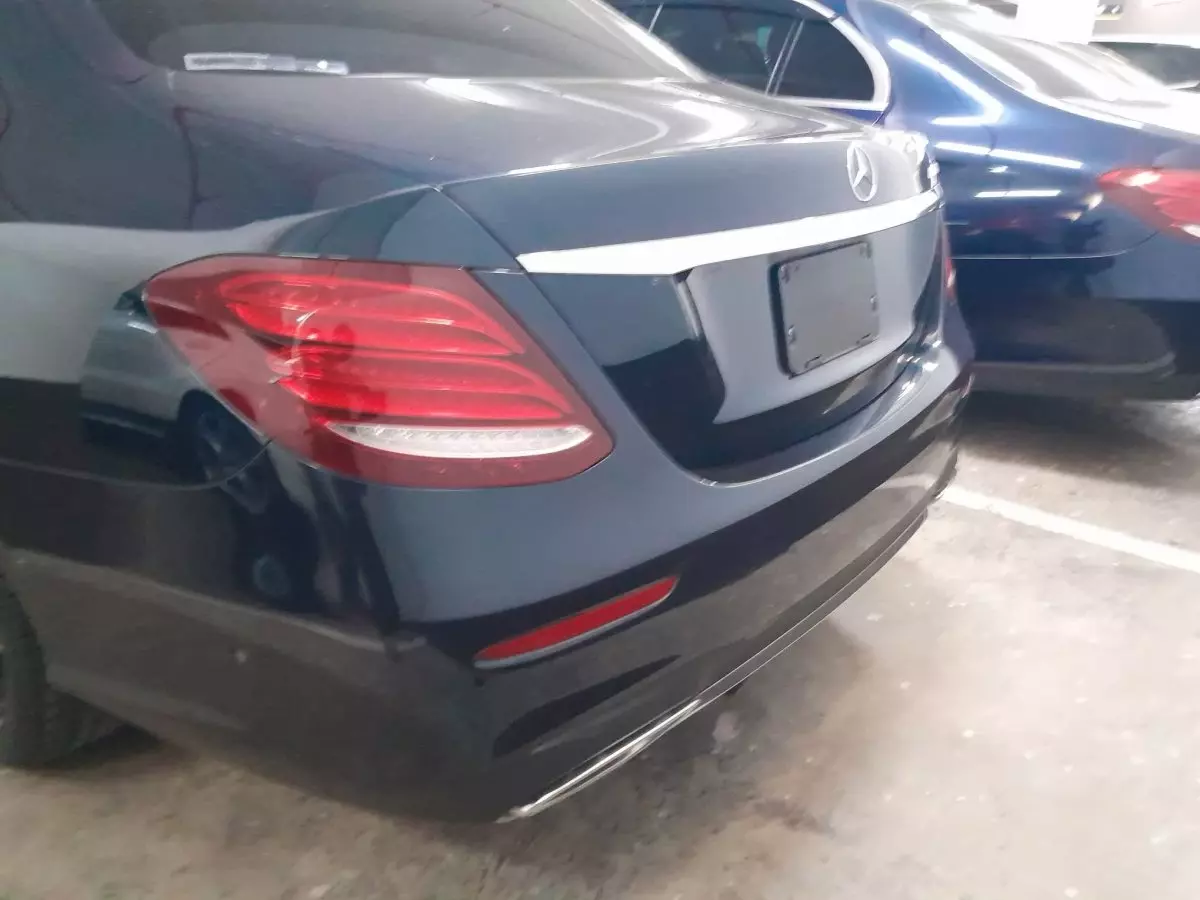 car Back