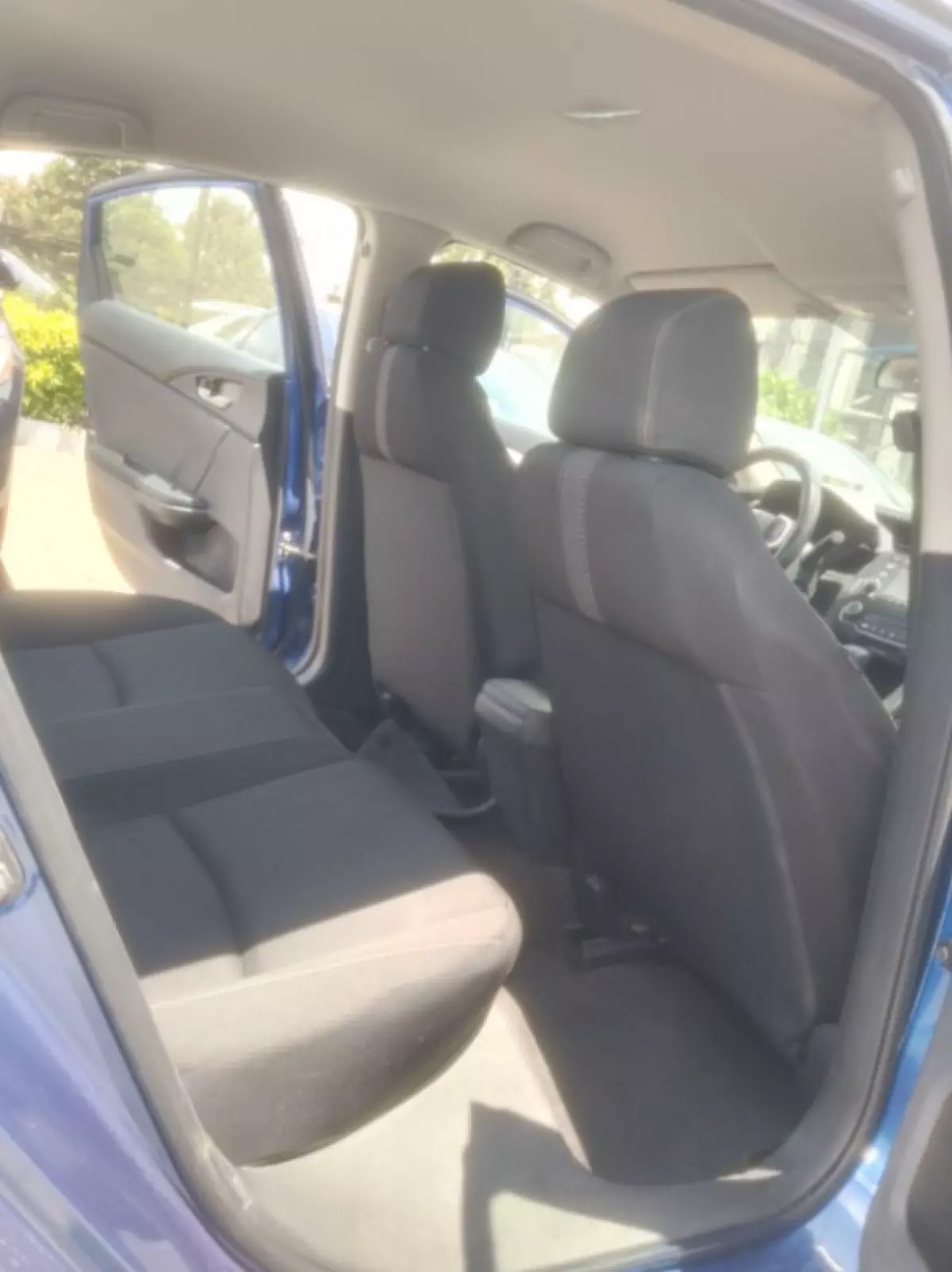 interiorBack