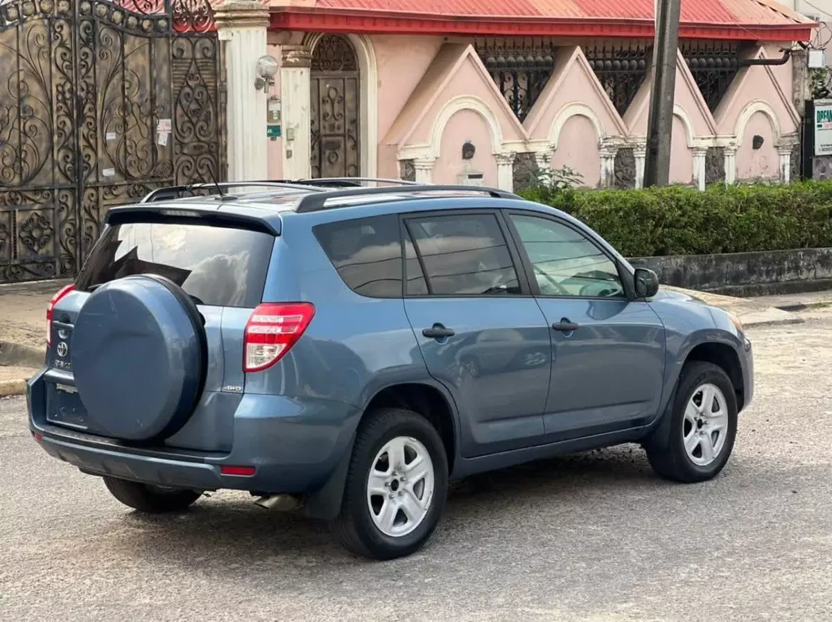 car Left