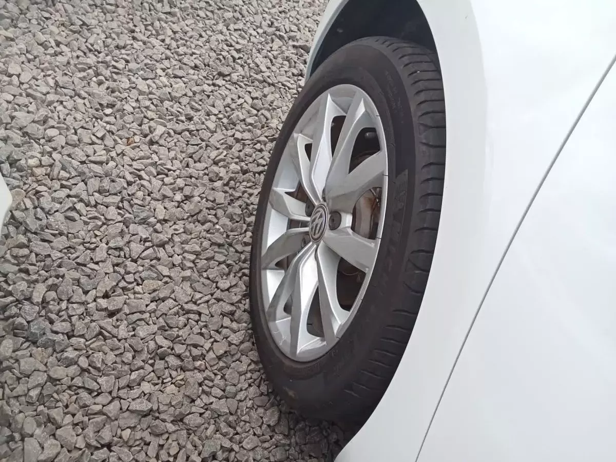 tyre3