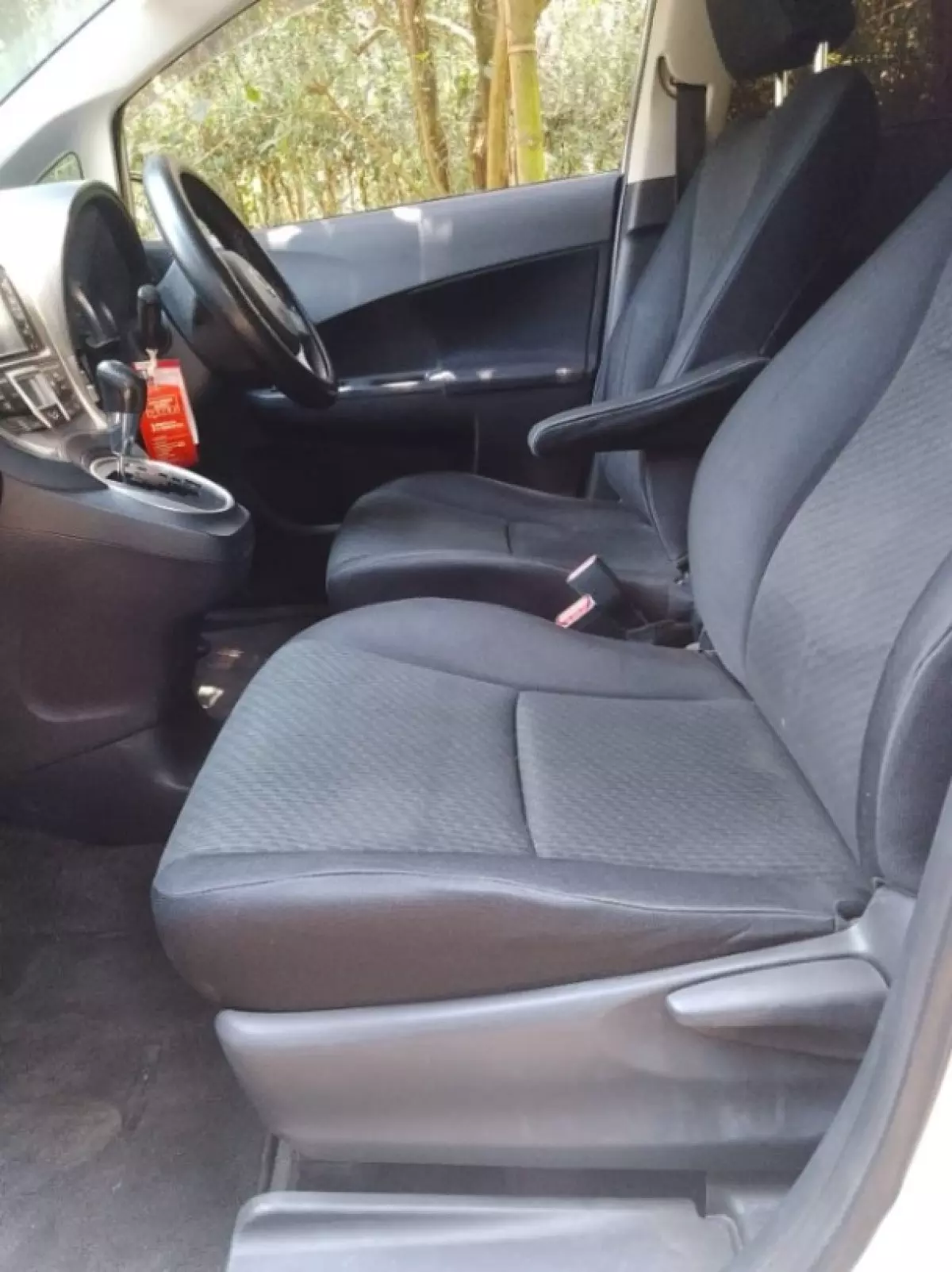 interiorFront