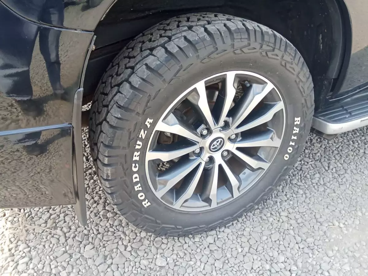 tyre0