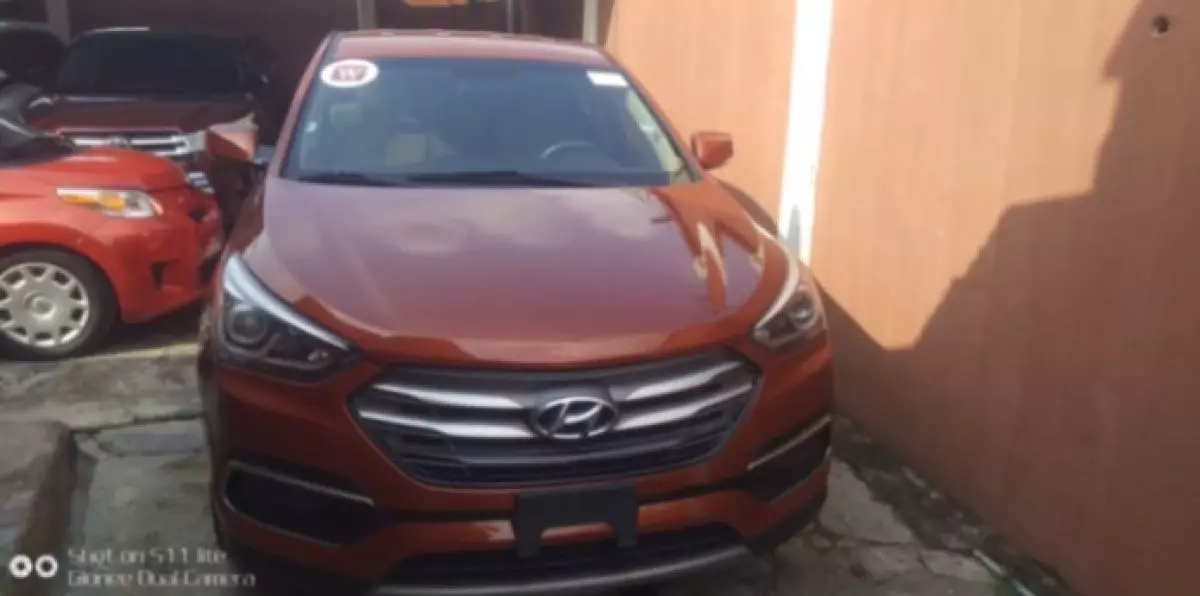 Hyundai Santa Fe - 2016