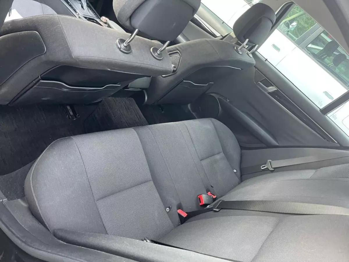 interiorBack