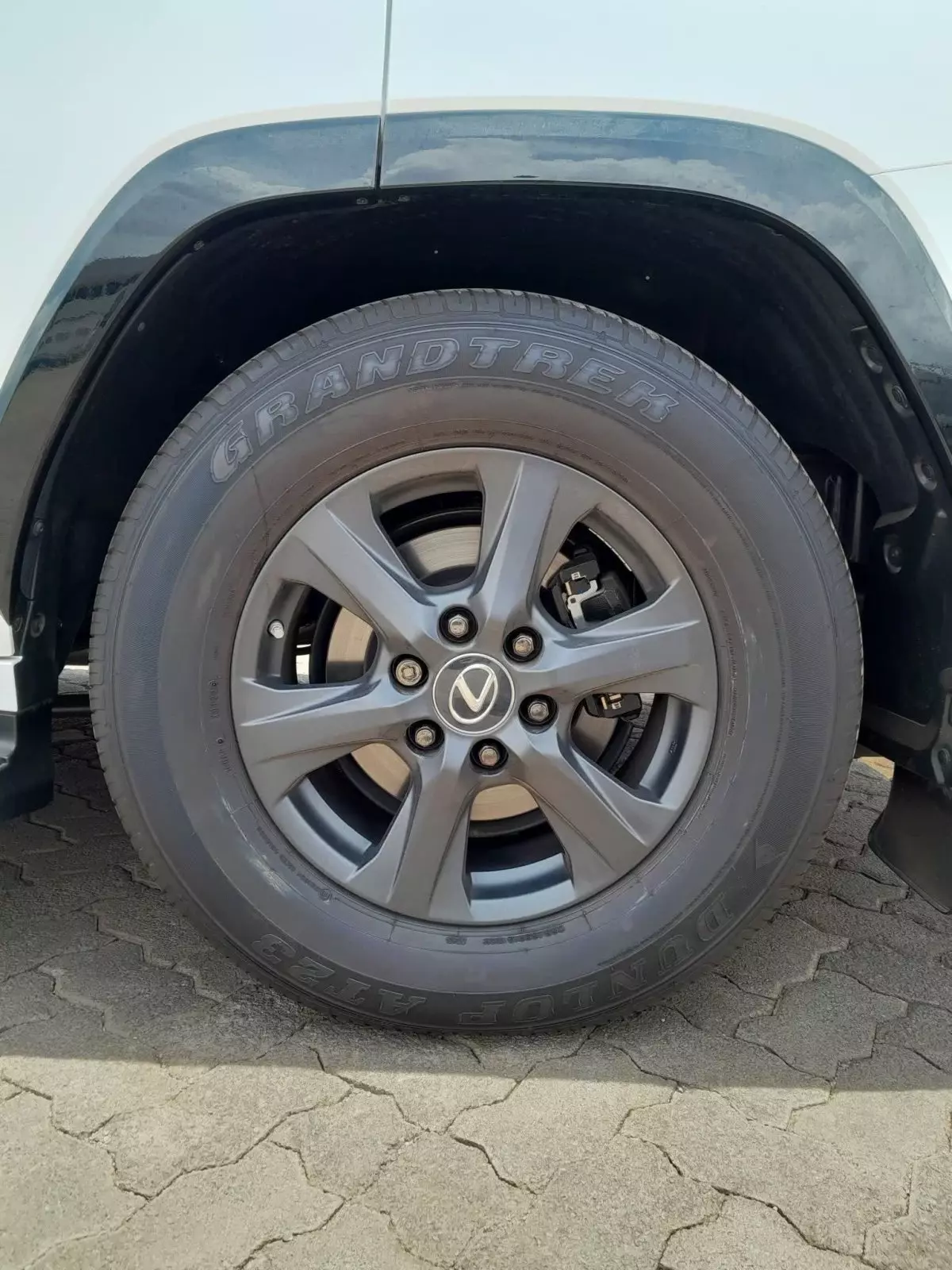 tyre3