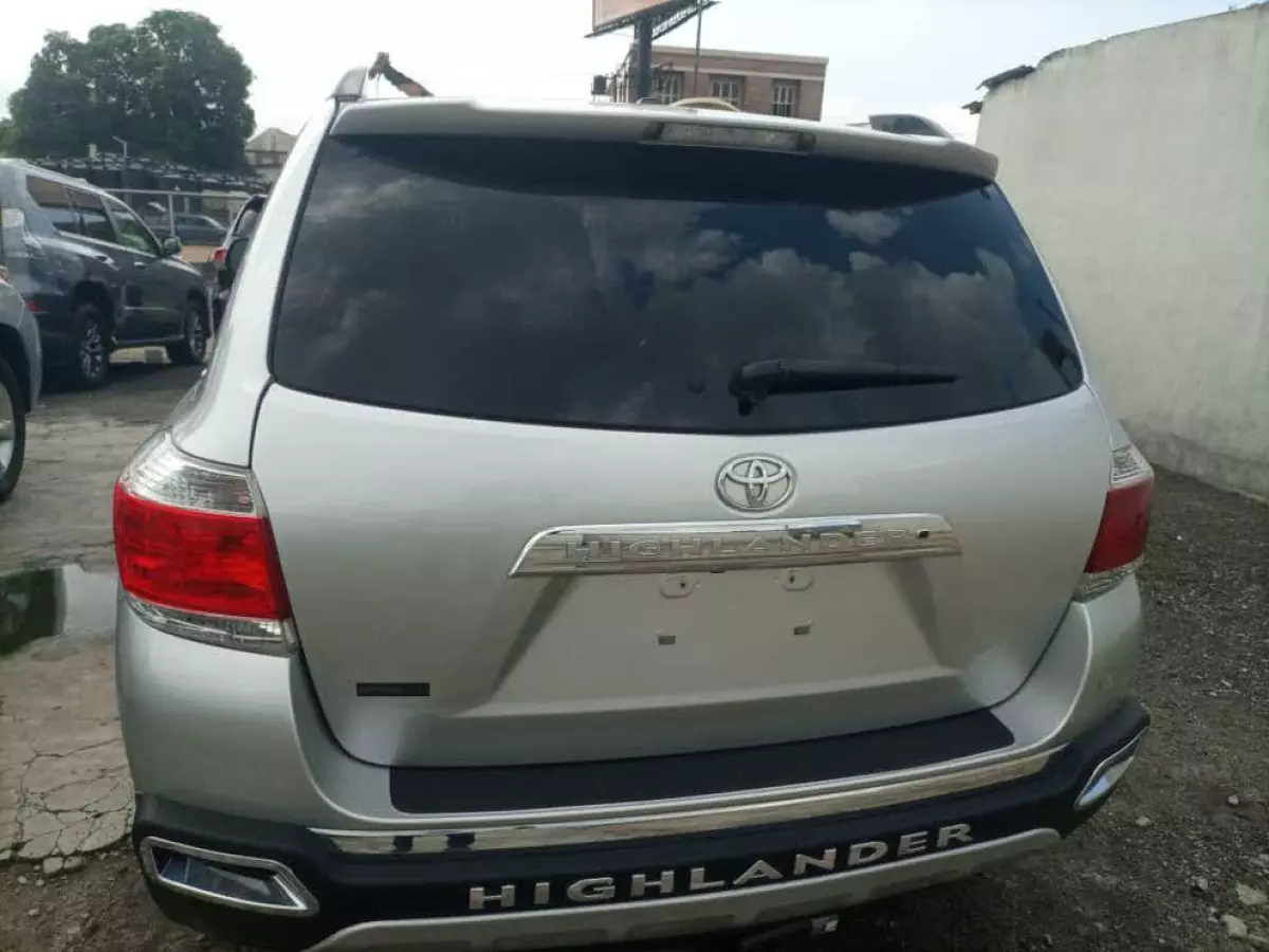 car Back