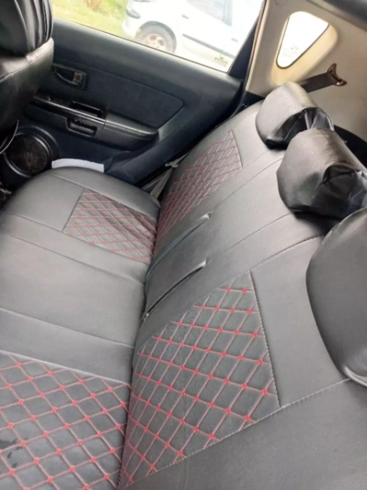 interiorBack