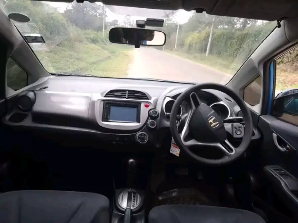 interiorFront