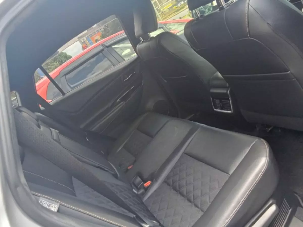 interiorBack