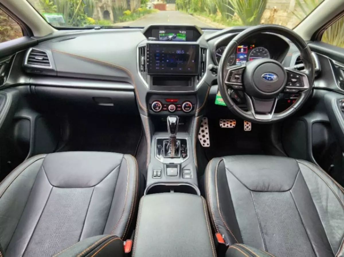 interiorFront