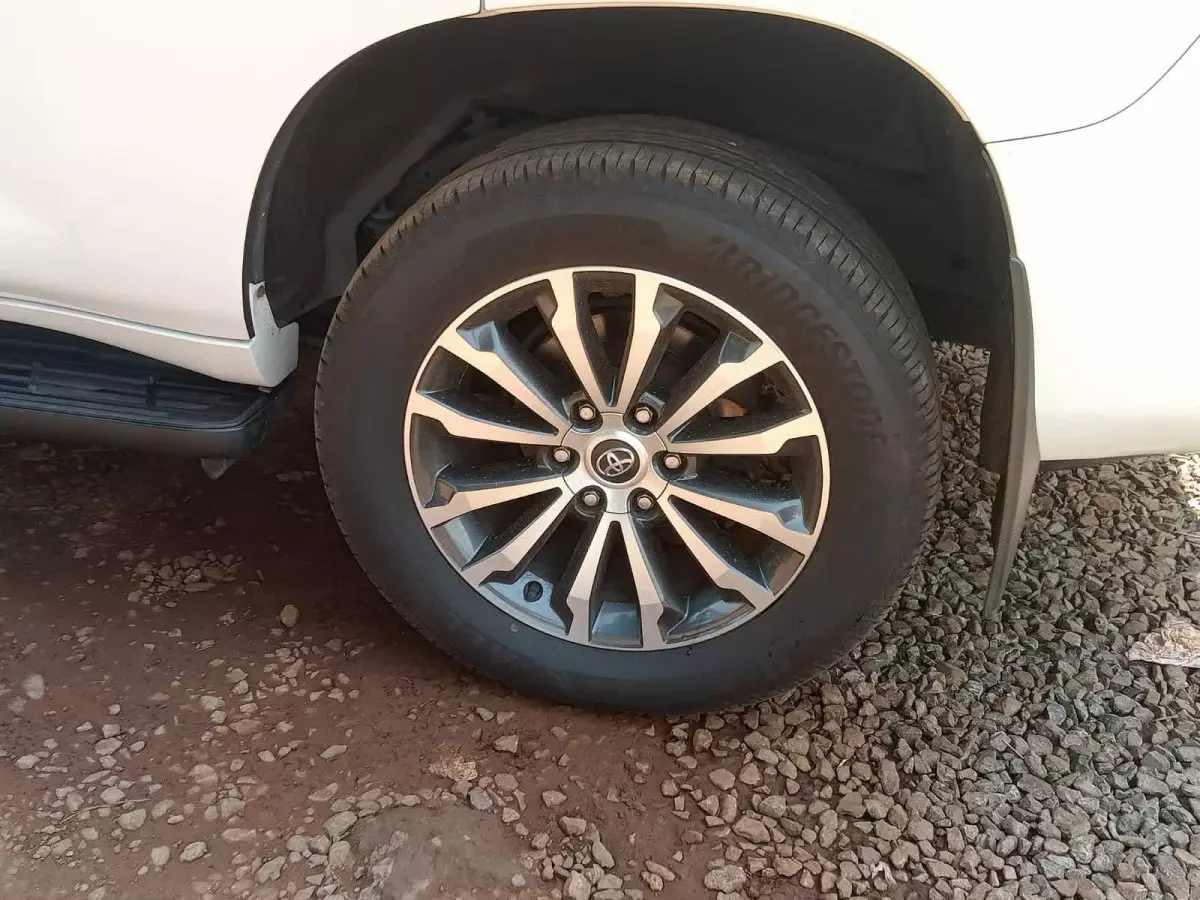 tyre2