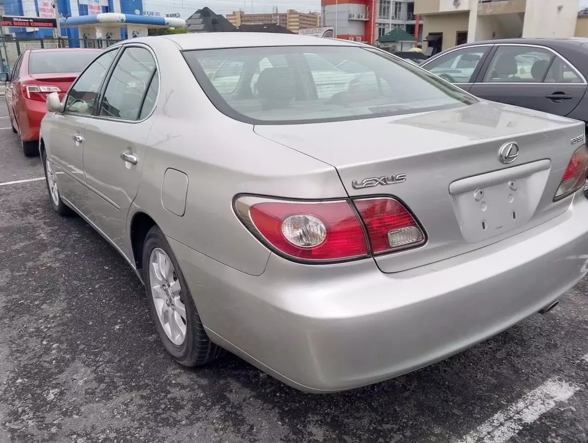 car Left Back