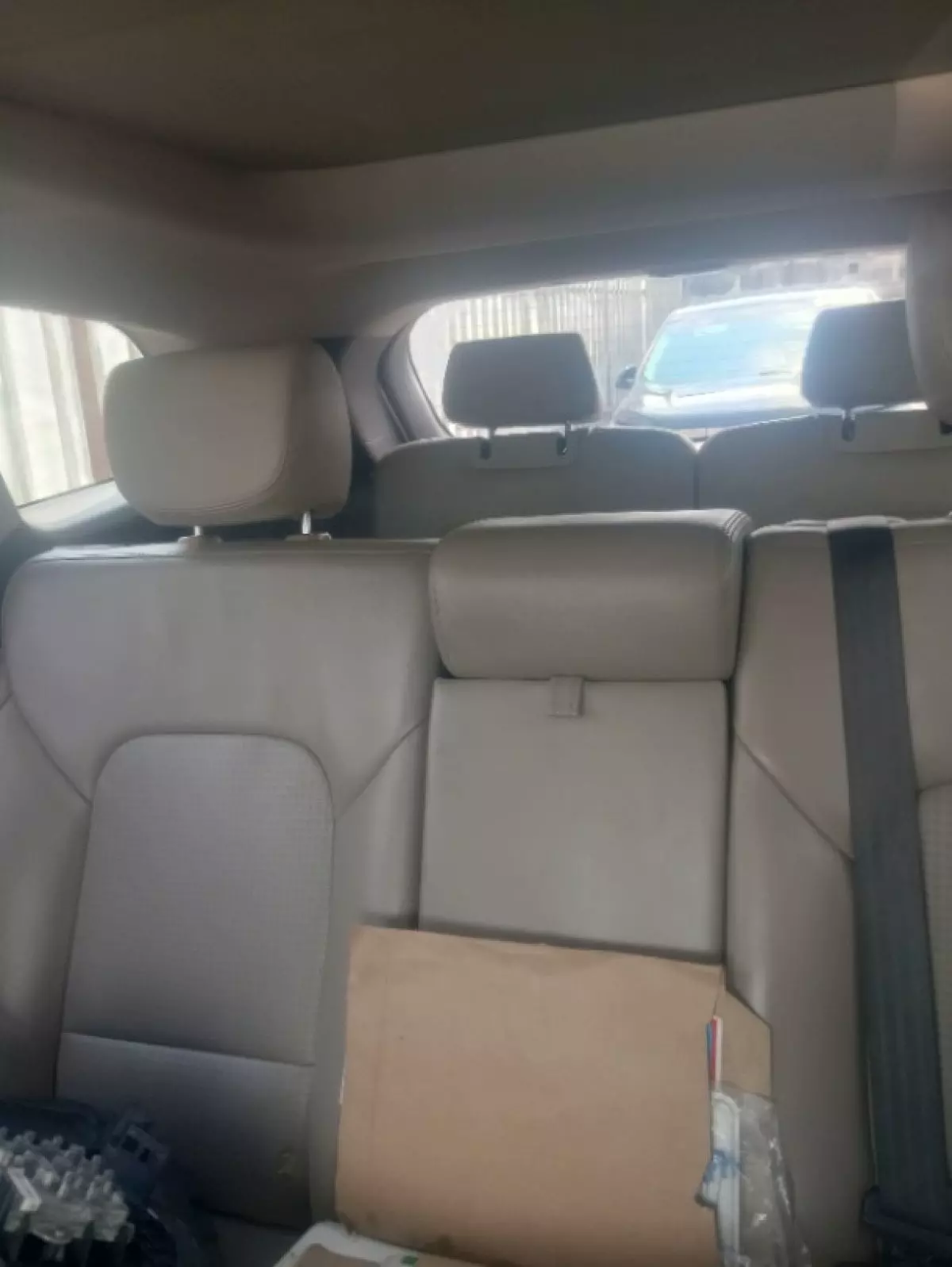 interiorBack