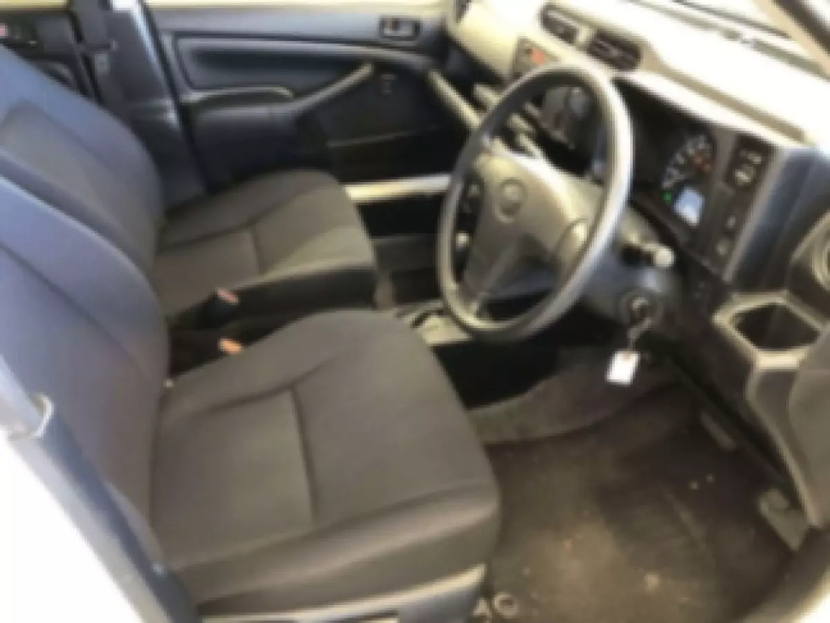 interiorFront