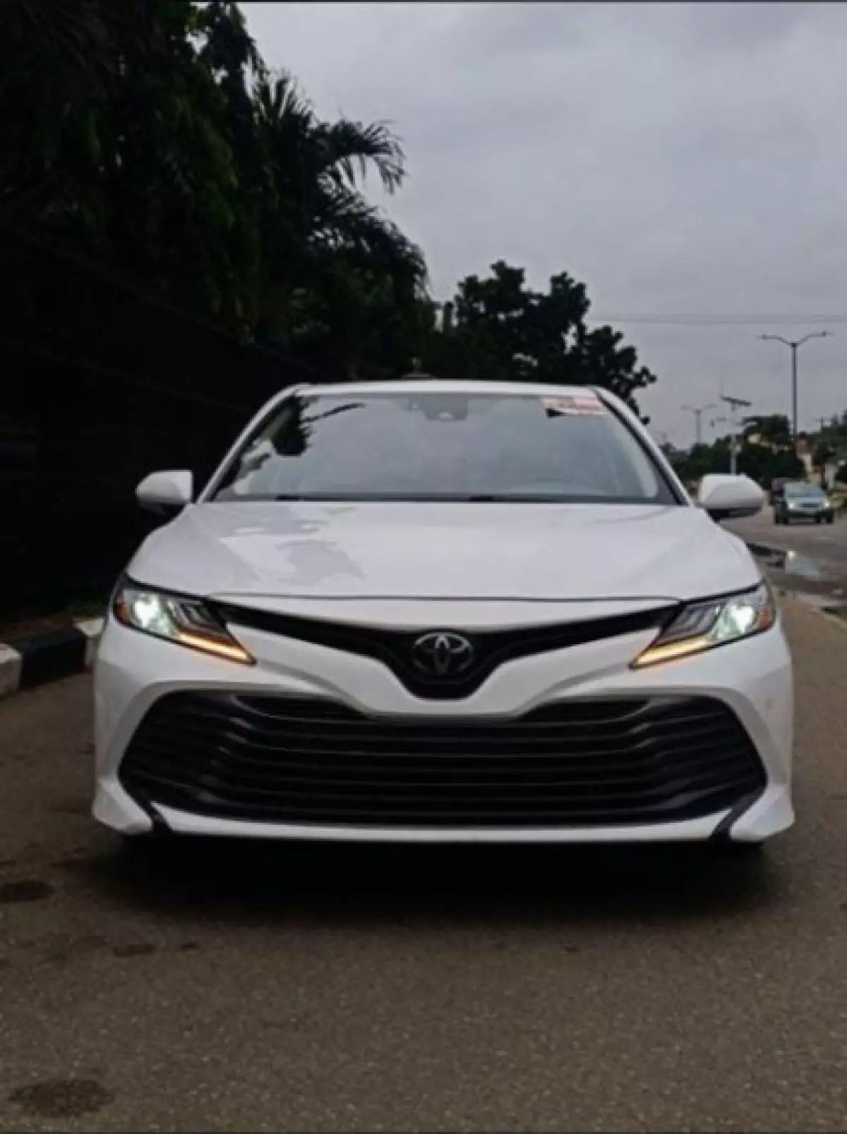 Toyota Camry - 2018