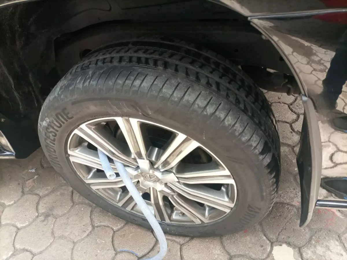 tyre0
