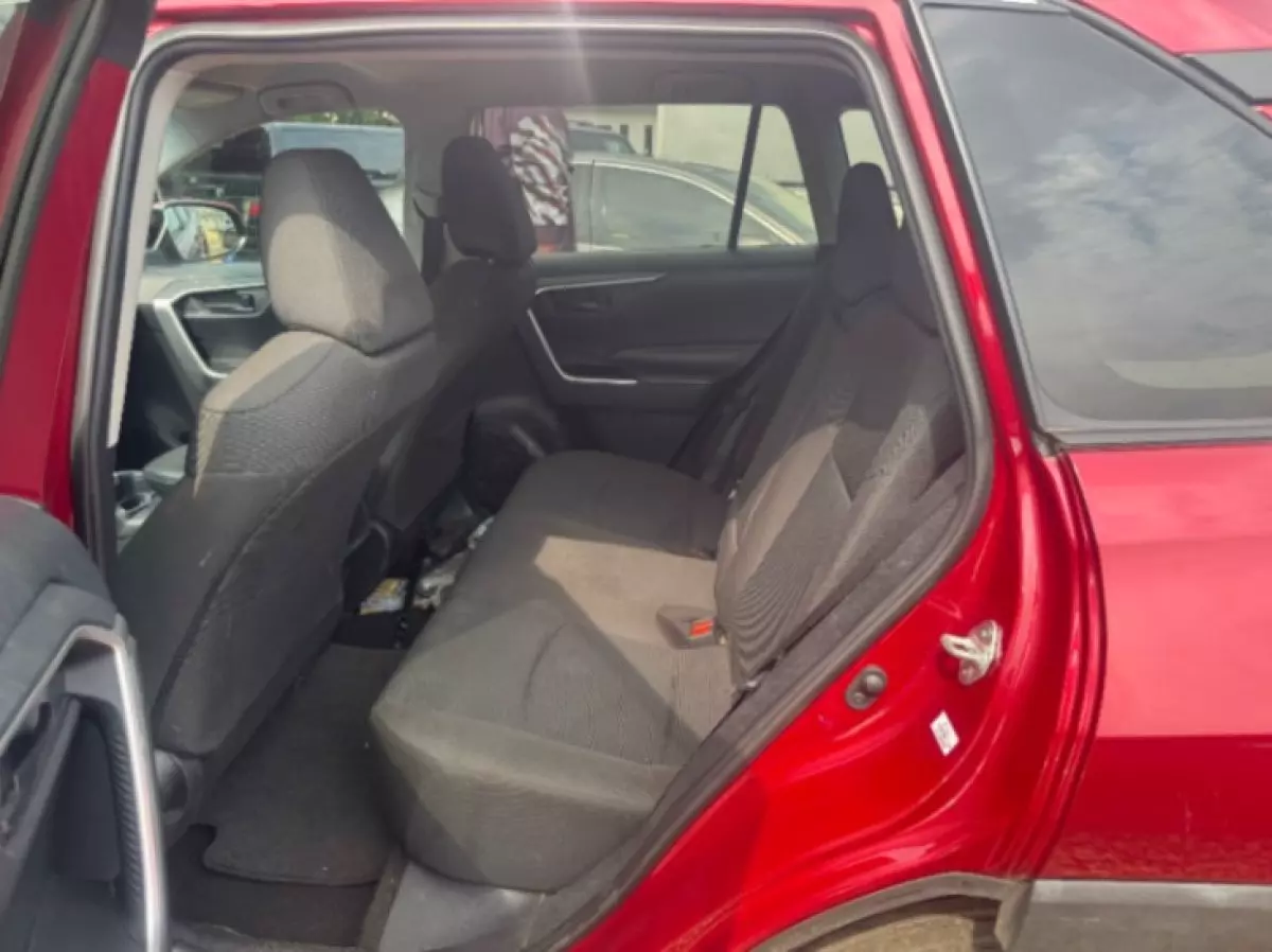interiorBack