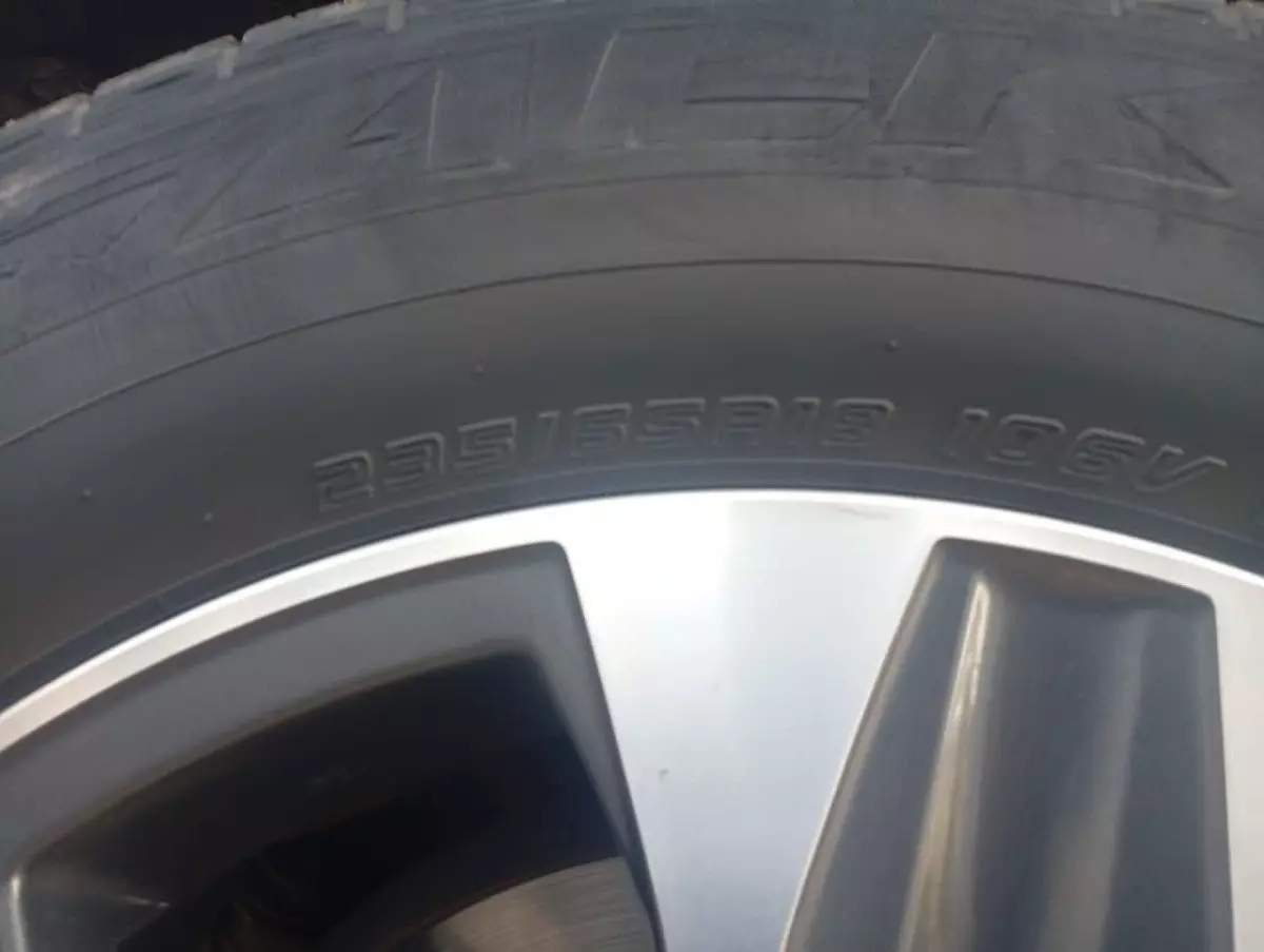 tyre3